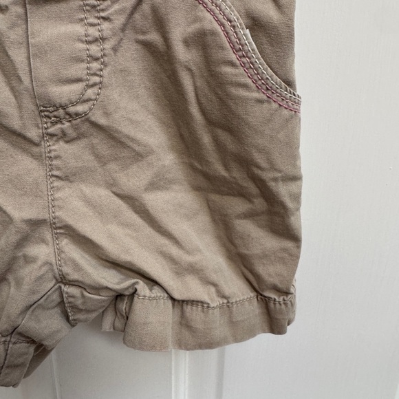 Circo 24M Girls Tan/Khaki and Pink Shorts with Floral Button - Picture 3 of 5